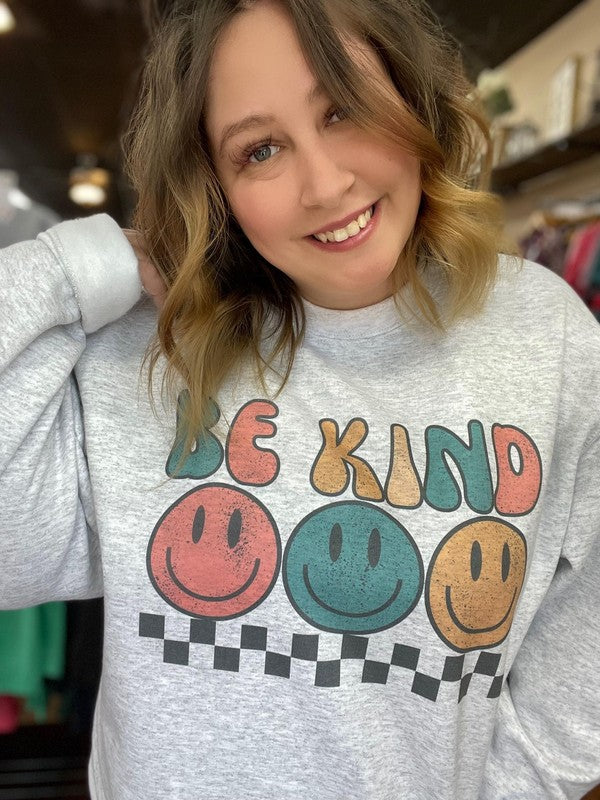 Be Kind Smiley sweatshirt (plus)